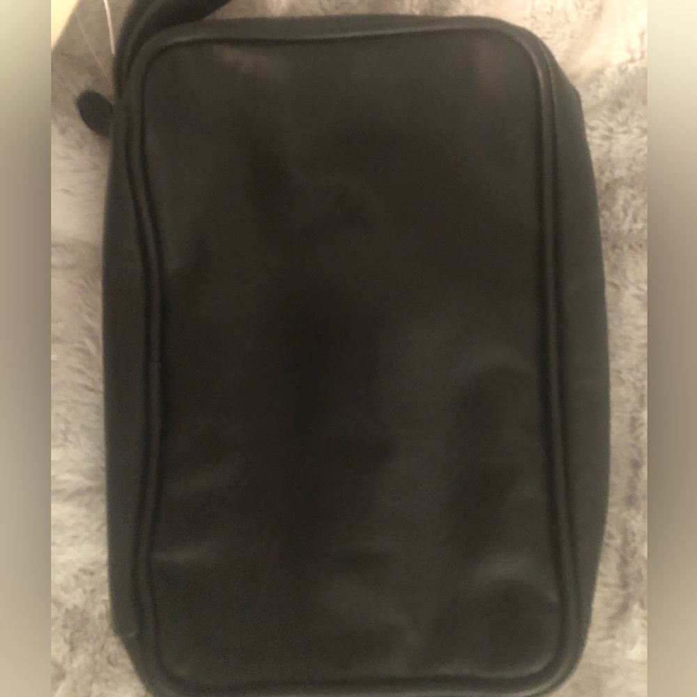 NWT PGA Tour Black Leather Men's Bag toiletry